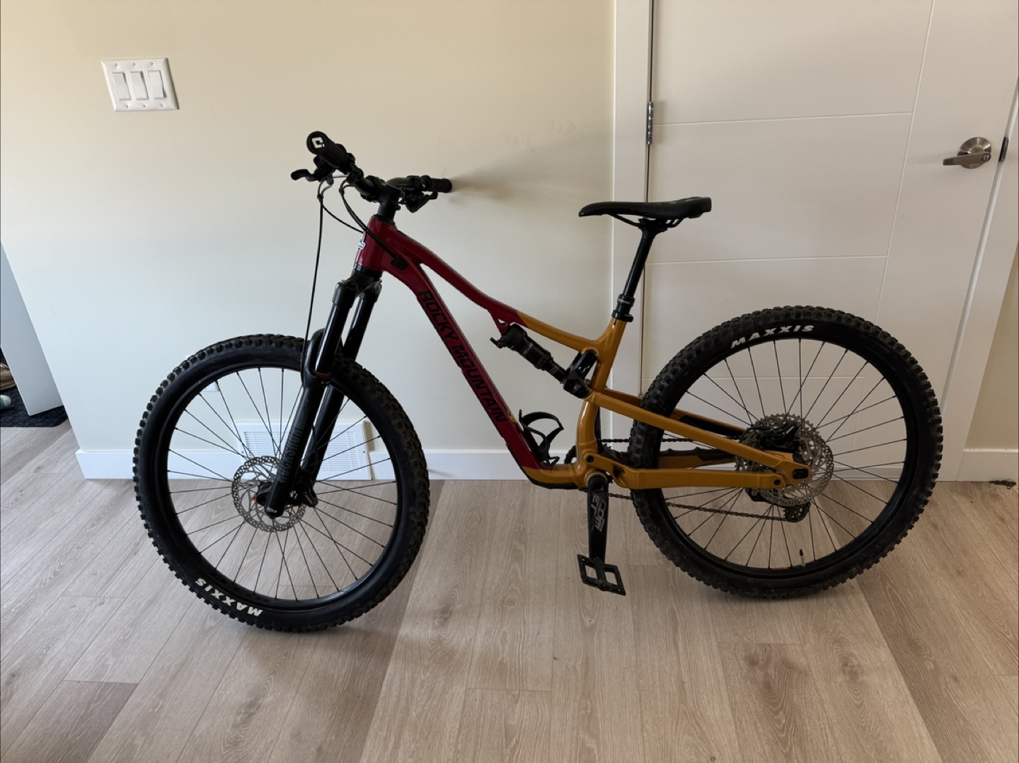 Rocky Mountain Instinct Alloy 30 - Mountain Bike