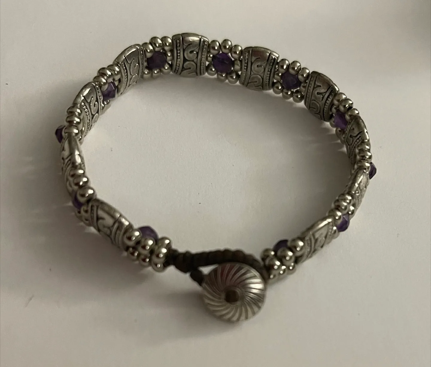 Silver Bracelet with Purple Stones image indicator(3)