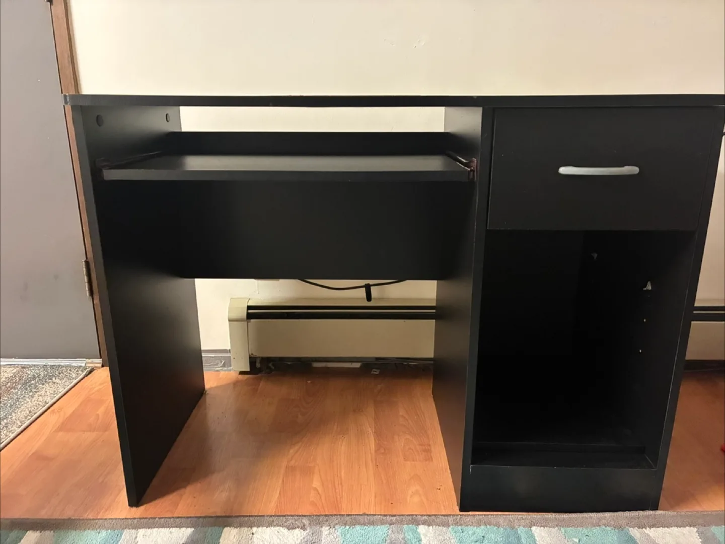 Black Desk thumbnail