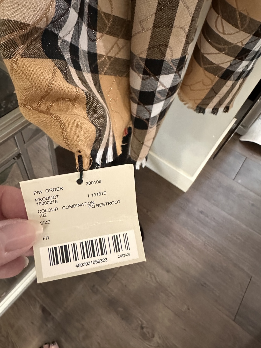Burberry brand new scarf w/ tag - photo 2