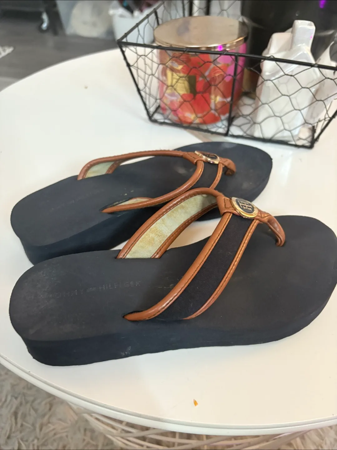 Tommy Hilfiger Flip Flops image indicator(3)