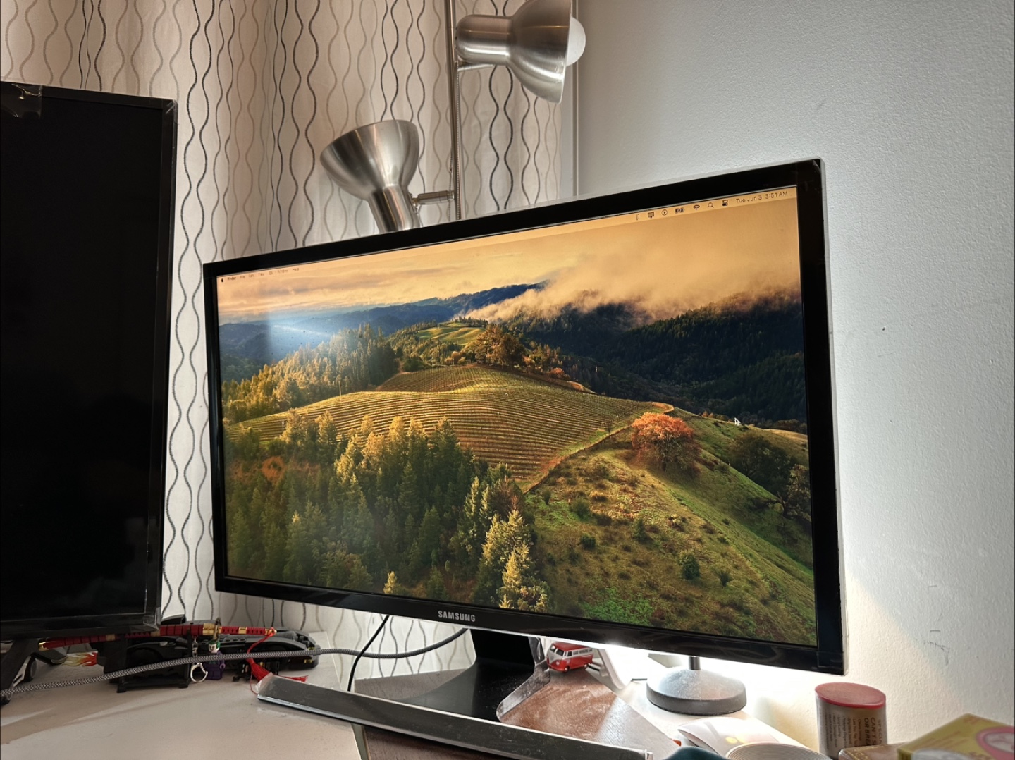 4K 60Hz 28” inch monitor - Samsung ue590 series - photo 2