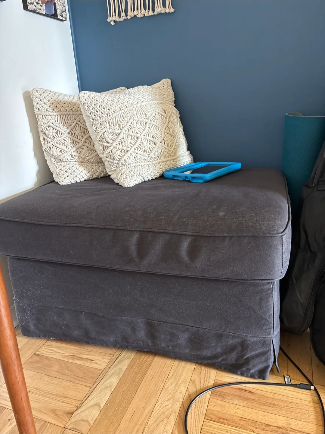 Storage Ottoman (pillows not included) thumbnail