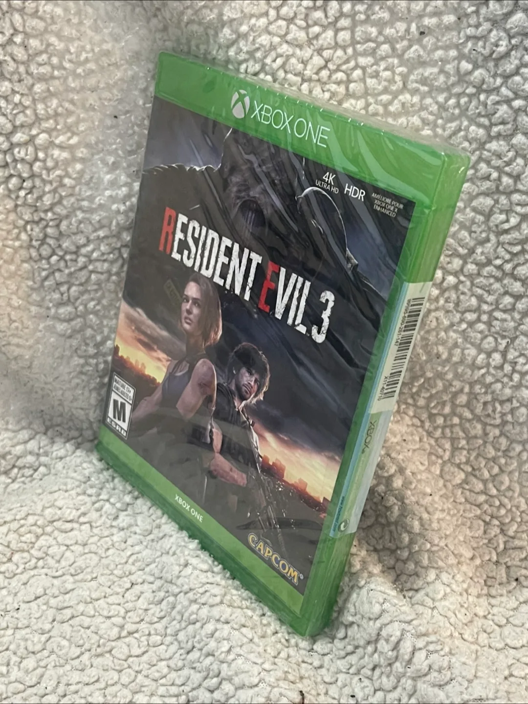 Resident Evil 3 Xbox One Game image indicator(2)