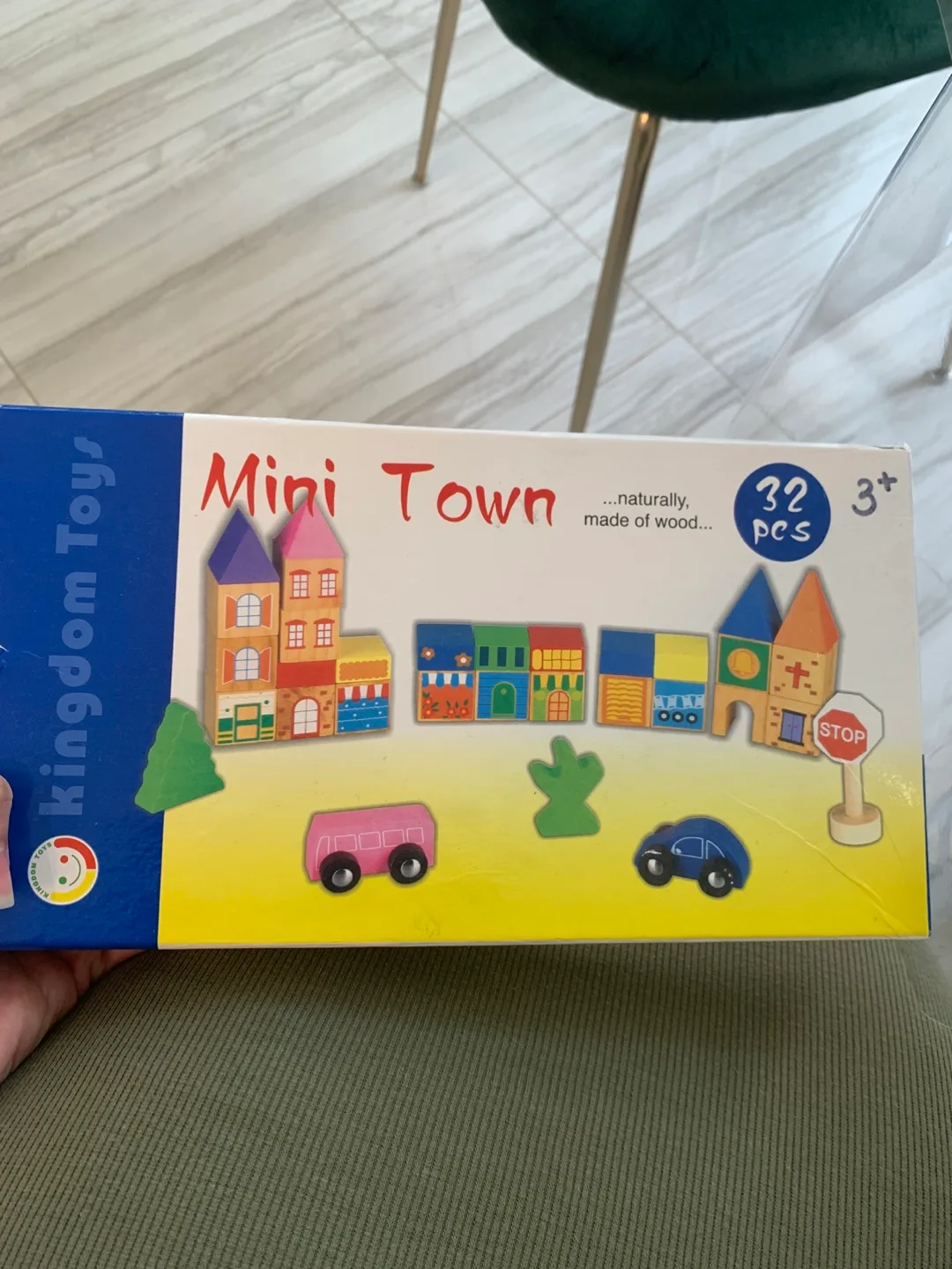 All New counting and building blocks, Felt boards and crayons image indicator(4)