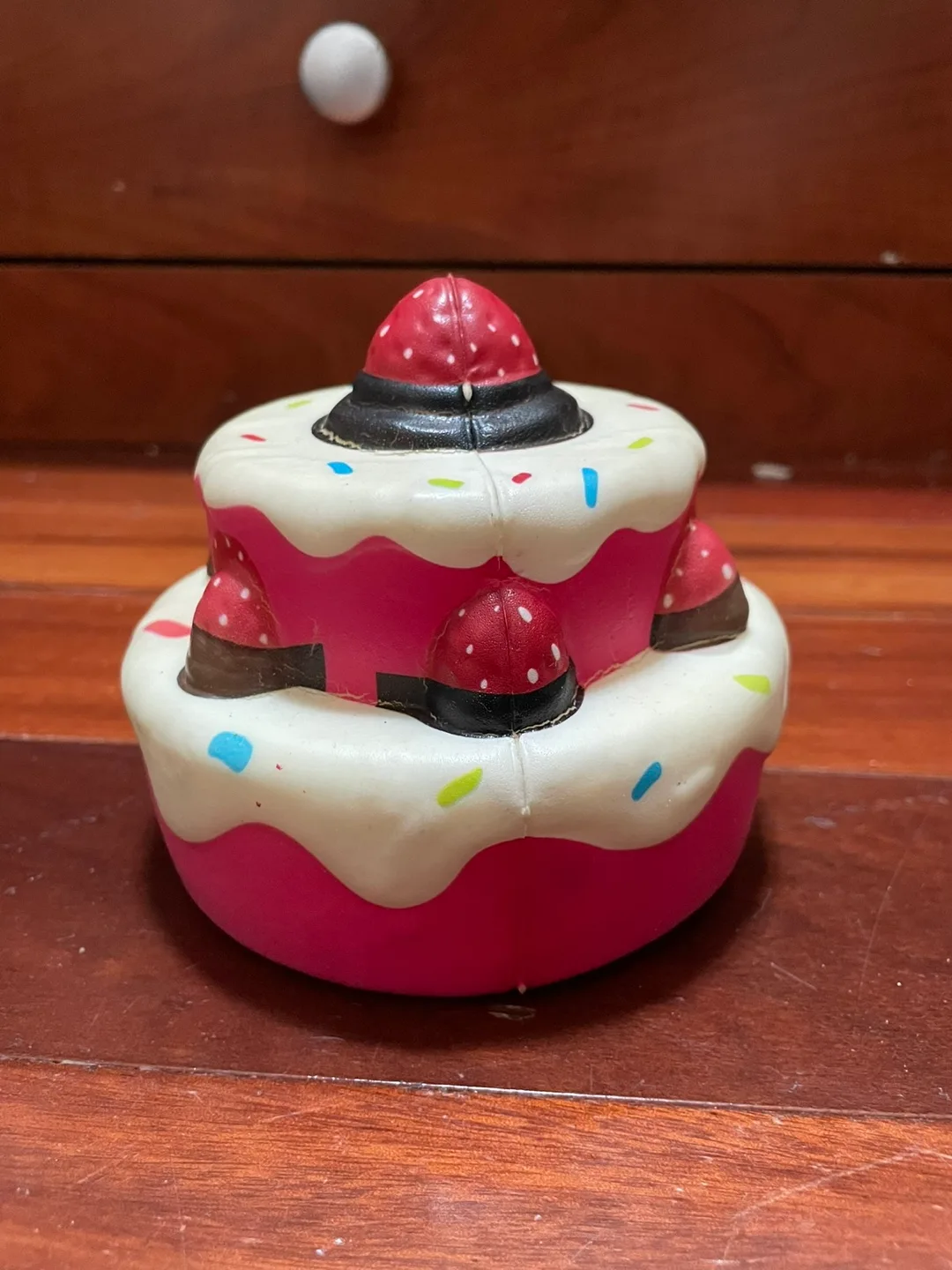 Cake-Shaped Squishy Toy thumbnail