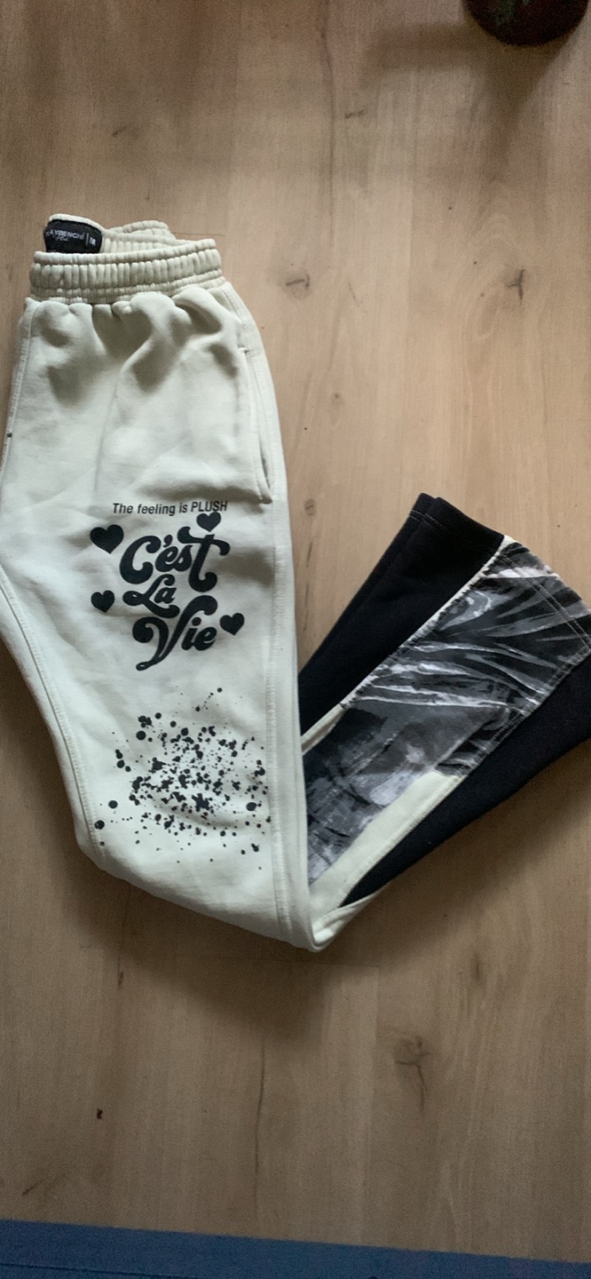 Playbenchi C'est La Vie Joggers