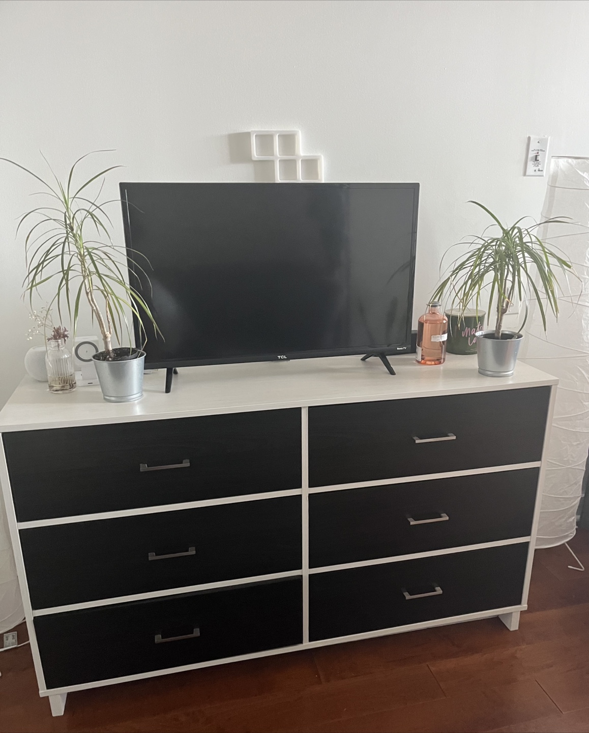 Modern Black and White Dresser - photo 4