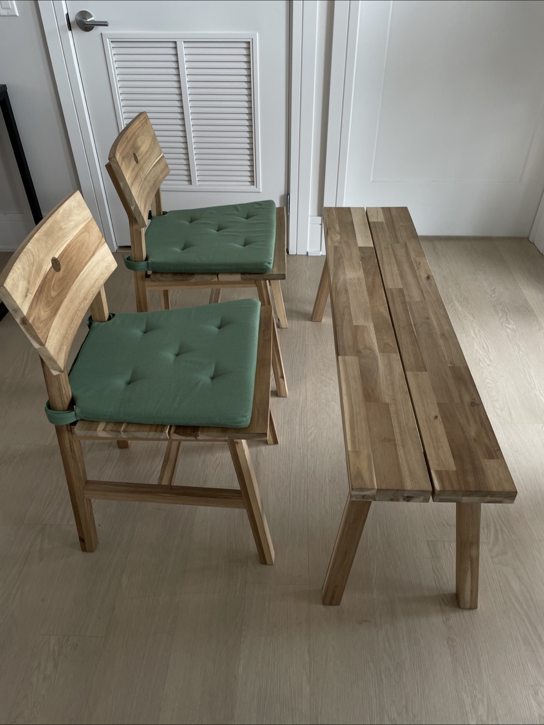 Wooden chairs and bench set