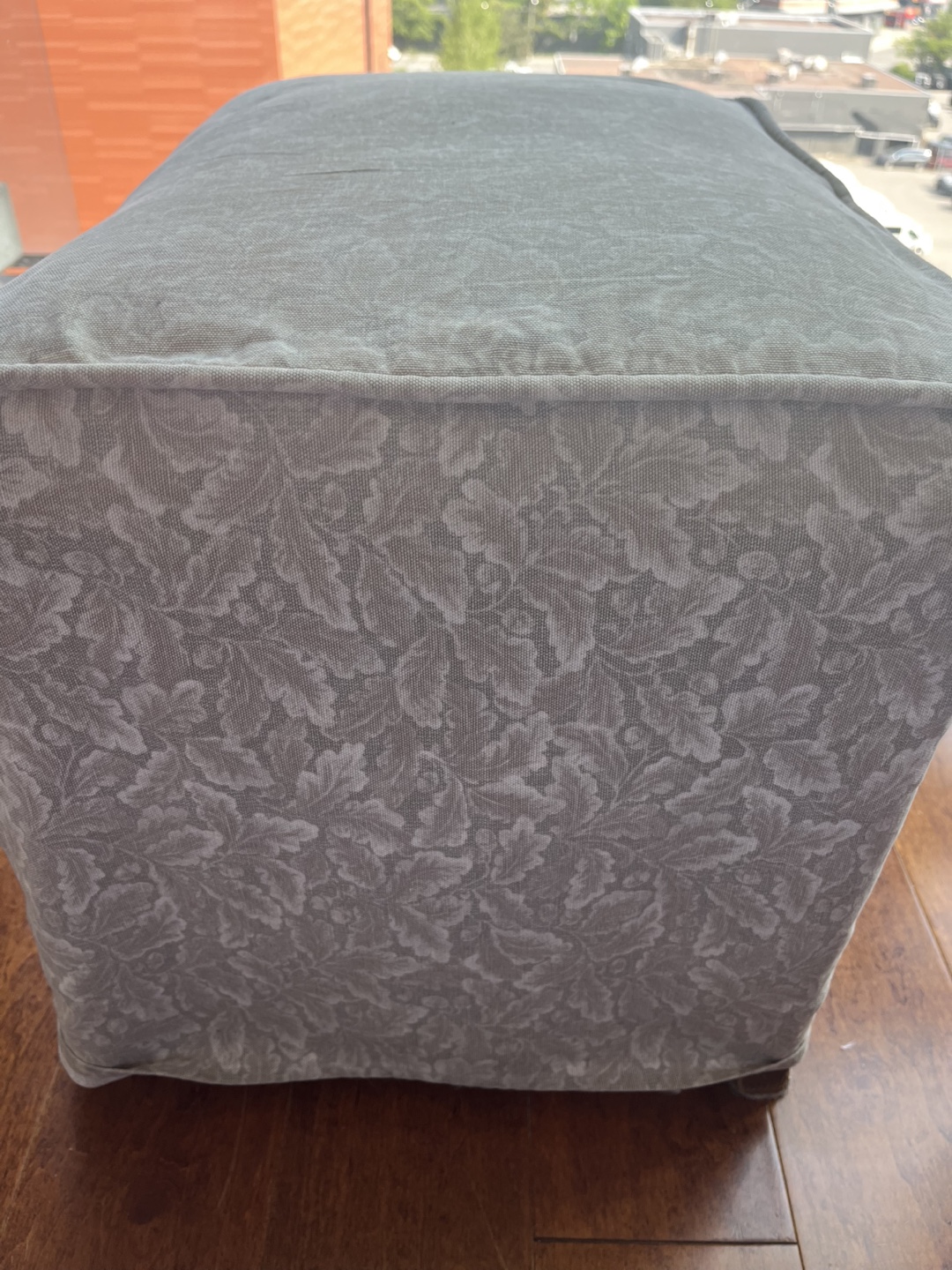 Upholstered Ottoman - photo 5