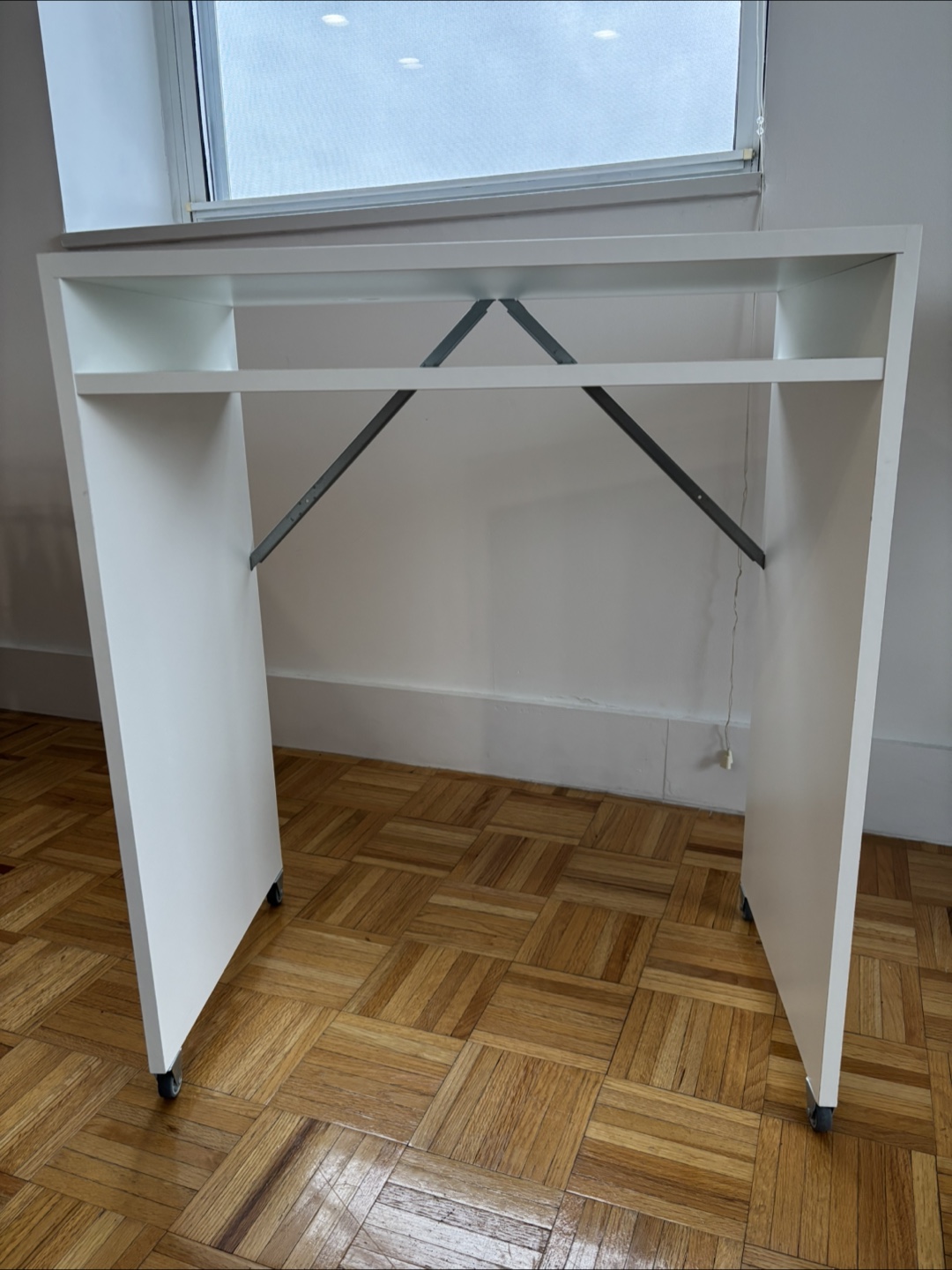 White Rolling Desk - photo 3