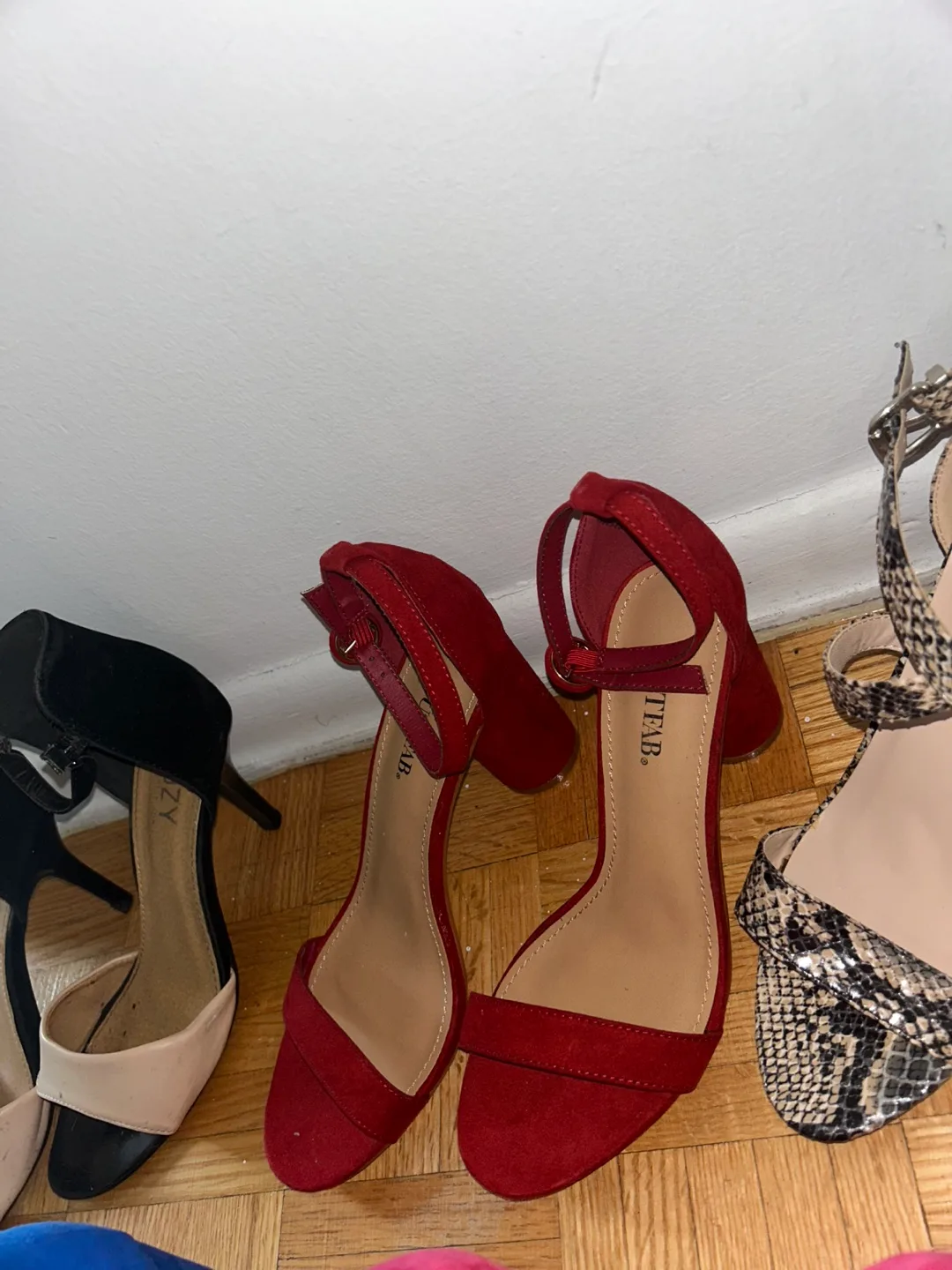 Assorted High Heels image indicator(2)