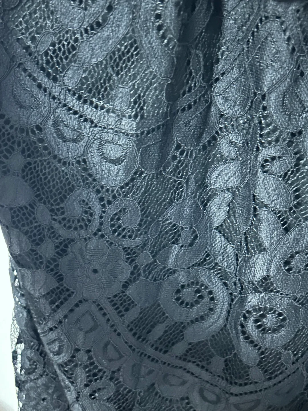 Solitaire Black Lace Tank Top image indicator(3)