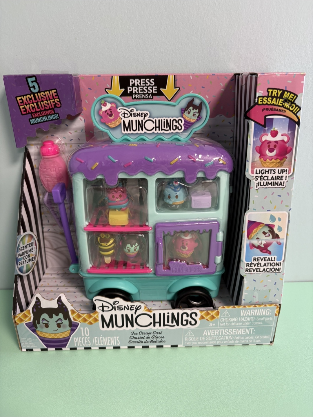 Disney Munchlings Ice Cream Cart Lights Up Kid Toy