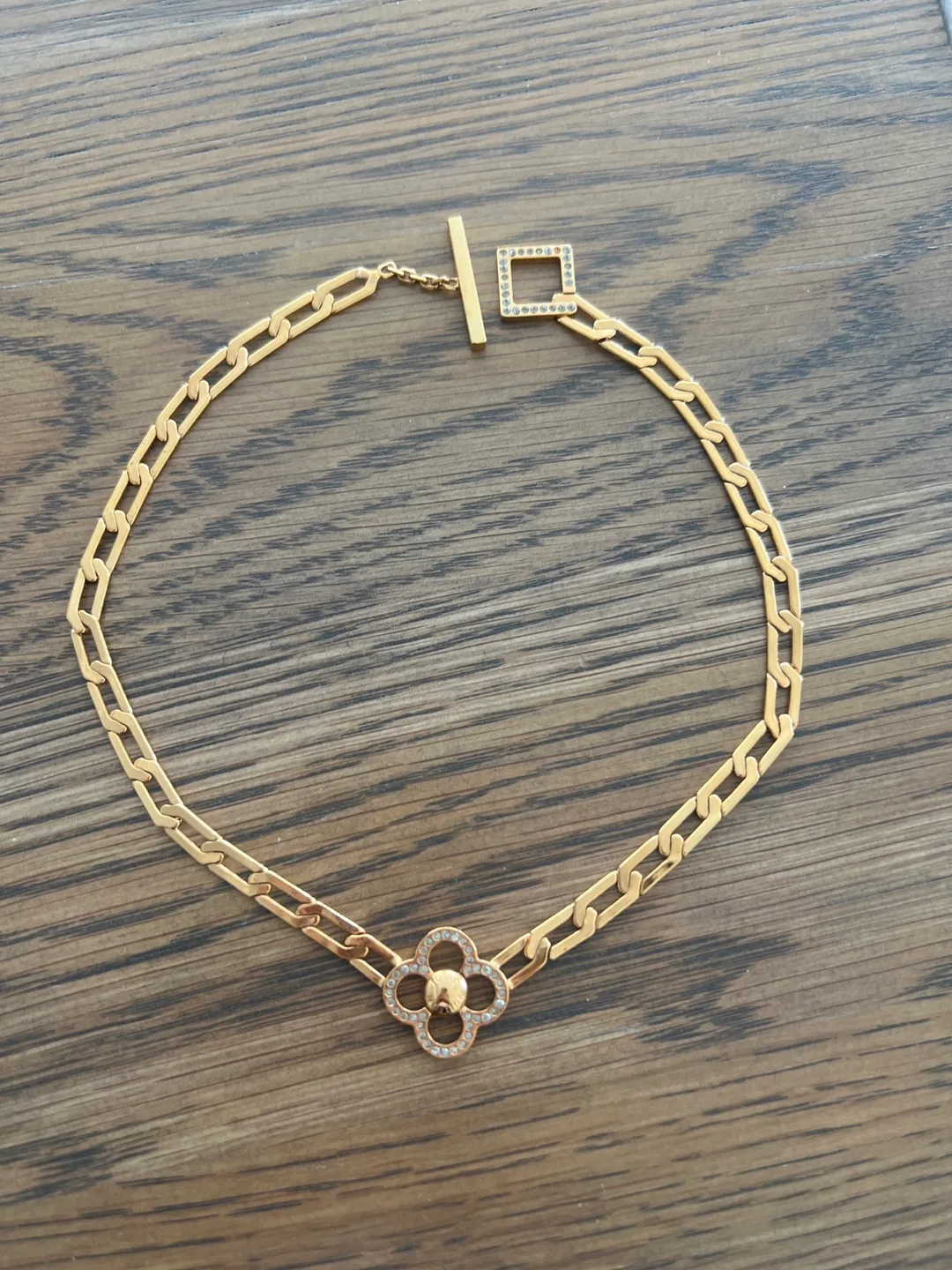 Louis Vuitton costume jewelry chocker thumbnail