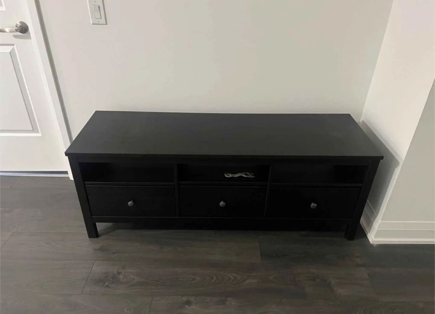 IKEA hemness 3 drawer Black TV Stand shelf (DELIVERY AVAILABLE) image indicator(2)