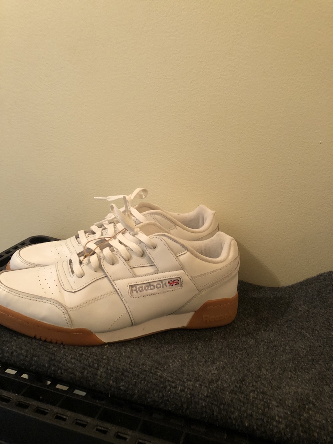 Reebok White Leather Sneakers Size 11 - photo 2