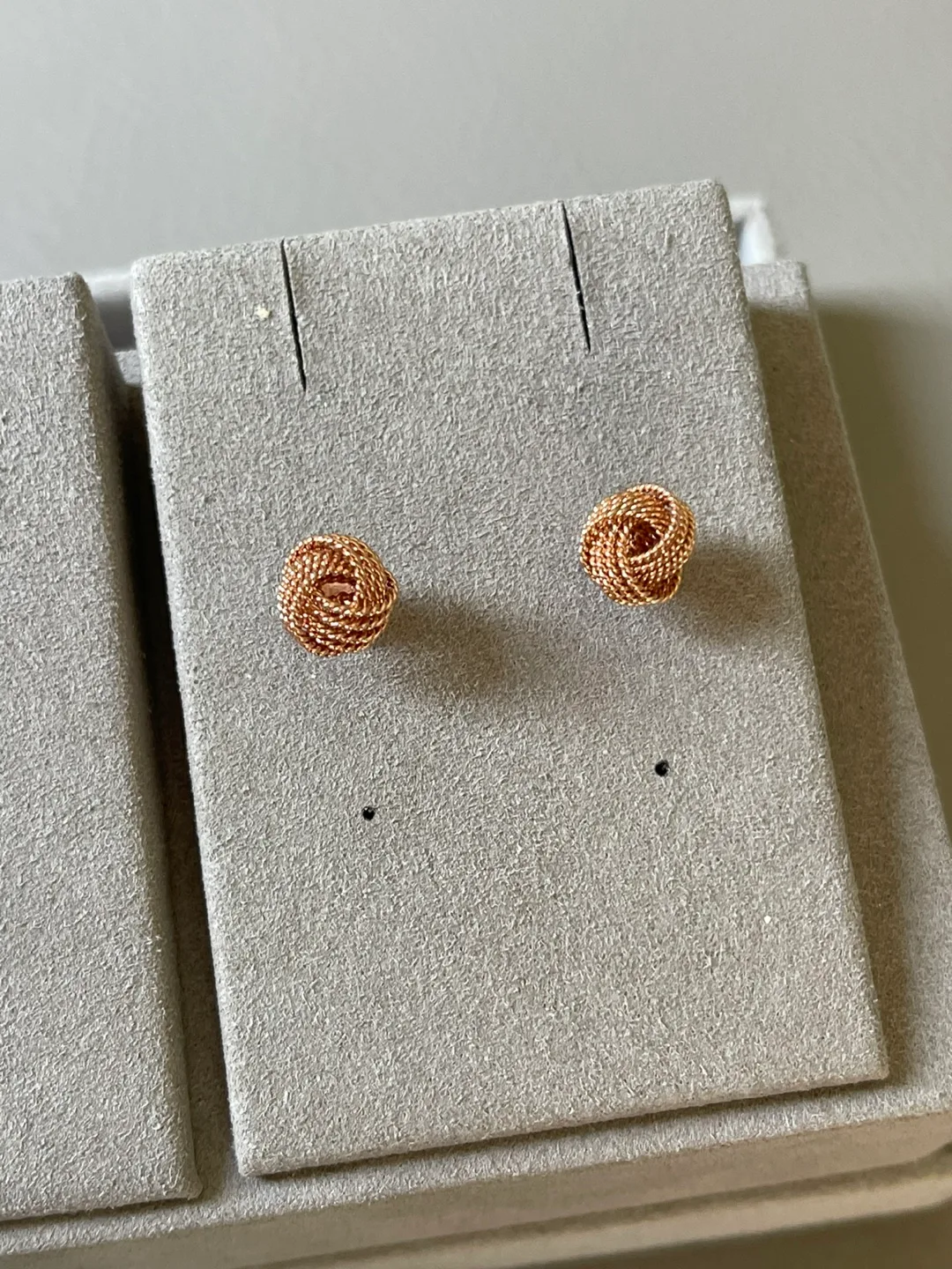 925/14K ROSEGOLD IBB Th SOMERSET Knot Stud Earrings image indicator(4)