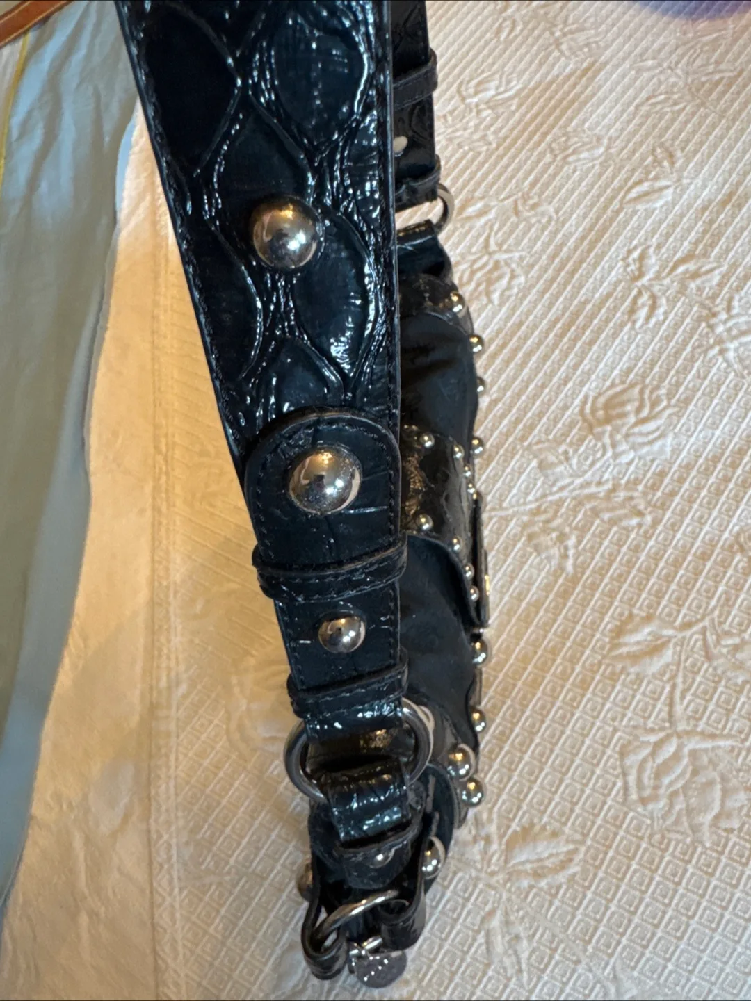 🔥Guess Black Handbag🔥 image indicator(3)