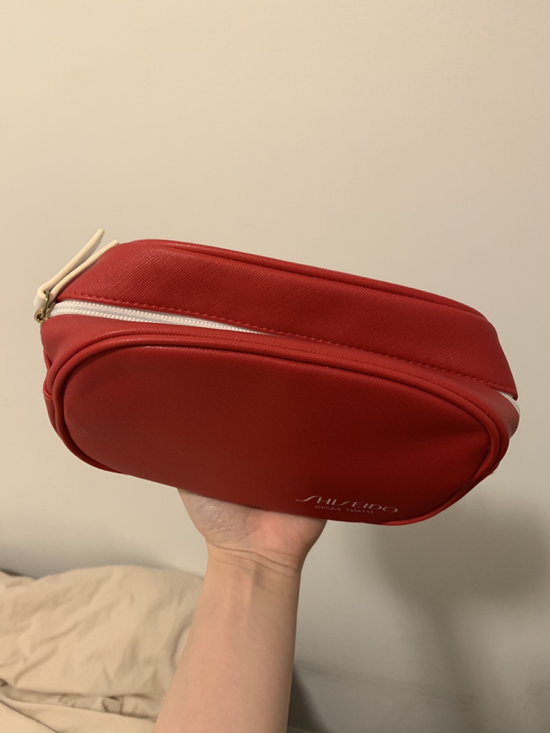 Shiseido Red Cosmetic Bag - photo 2