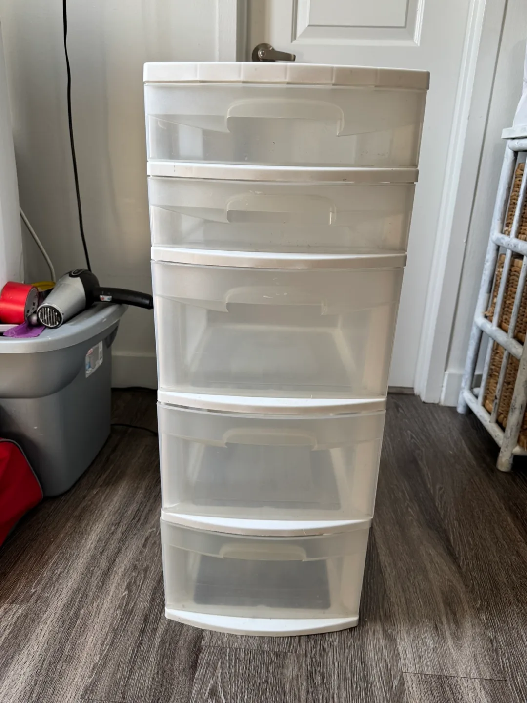 Sterilite Uu 5-Drawer Storage Tower thumbnail