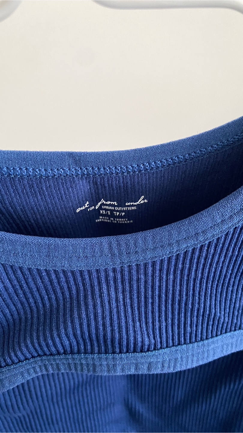 (New with tag) Urban Outfitters Blue Cutout Tank Top - photo 2