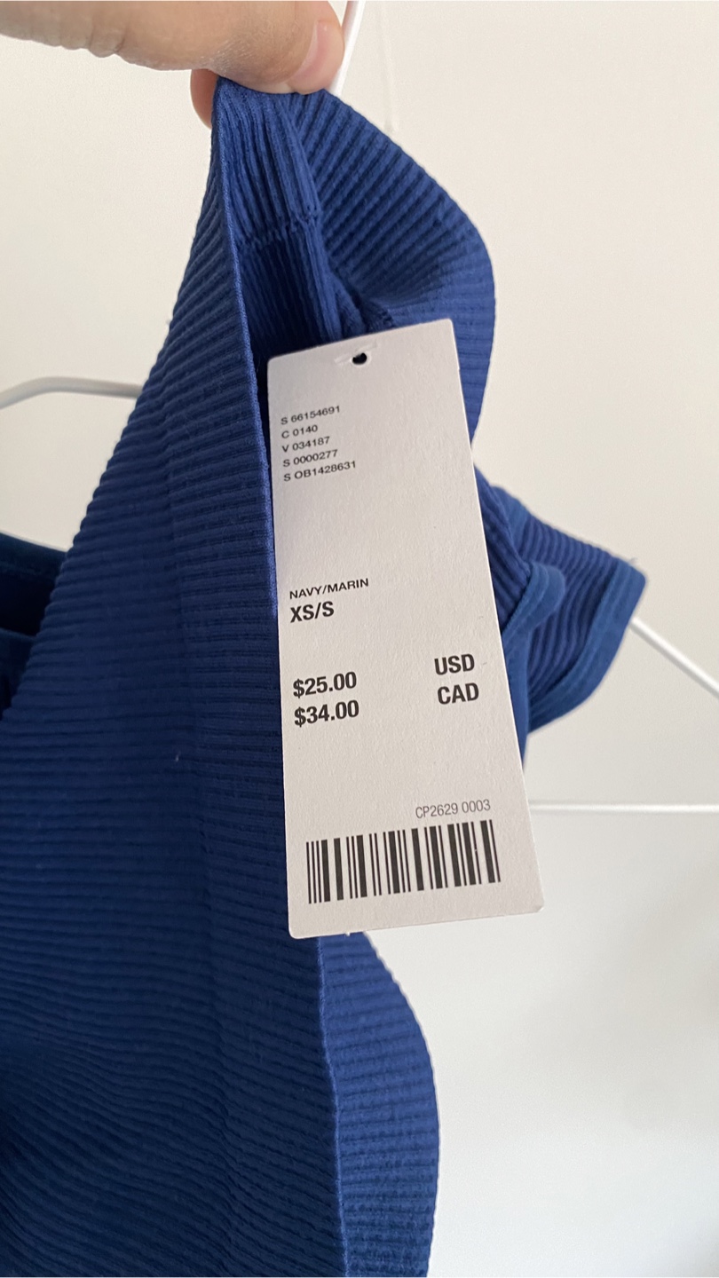 (New with tag) Urban Outfitters Blue Cutout Tank Top - photo 3