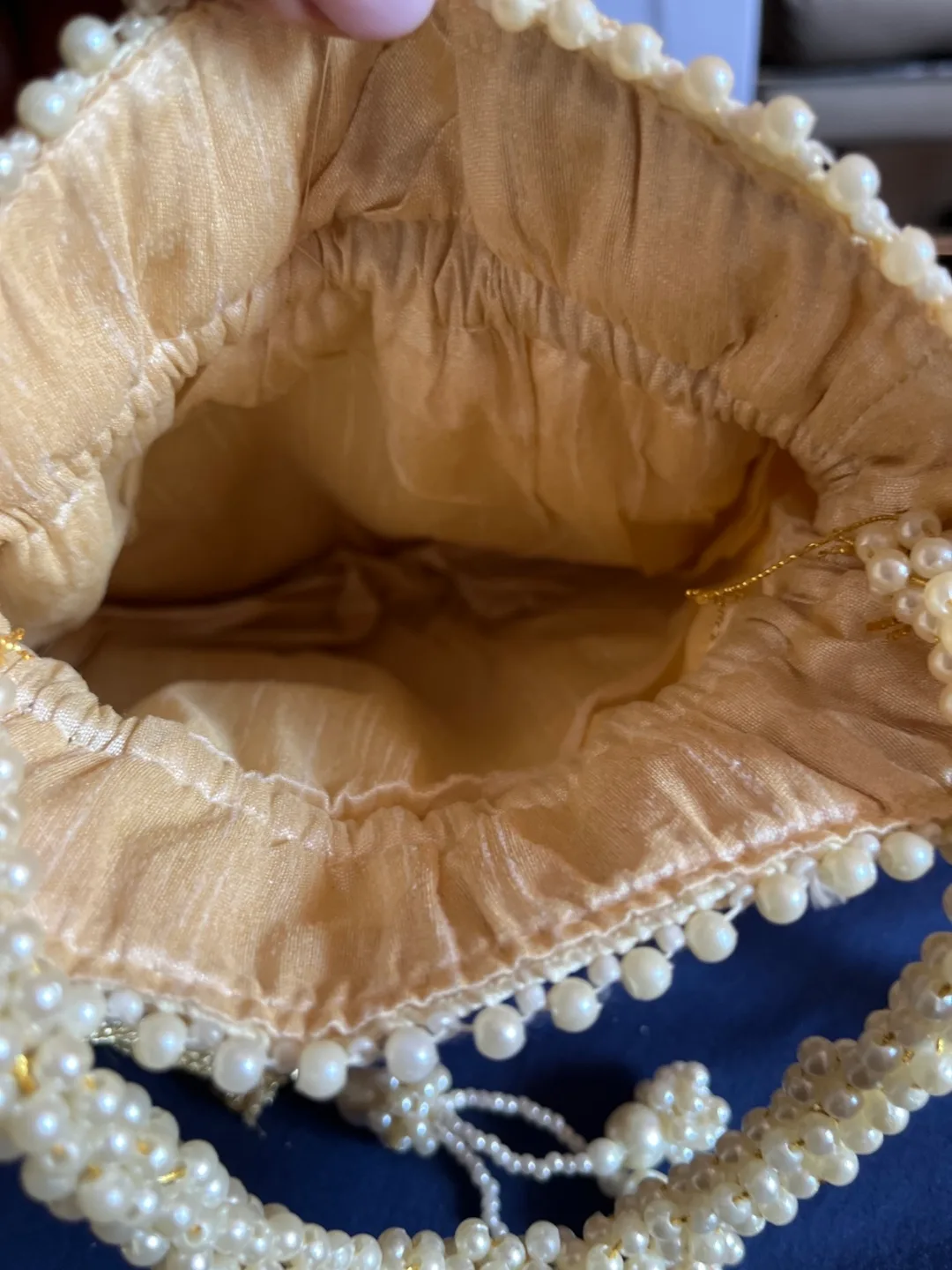 Beaded Ivory Evening Bag image indicator(2)