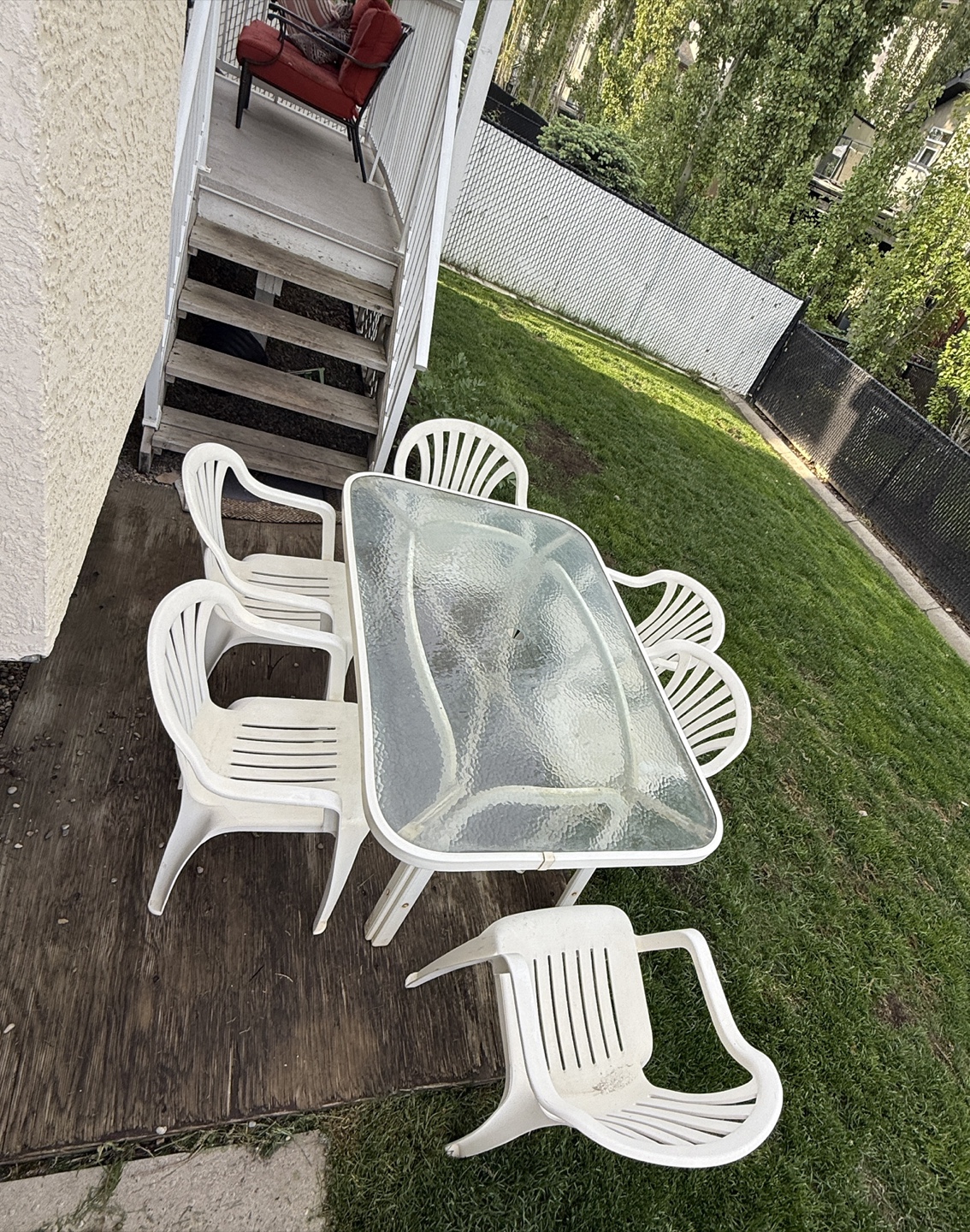 Outdoor patio table set with 6 chairs