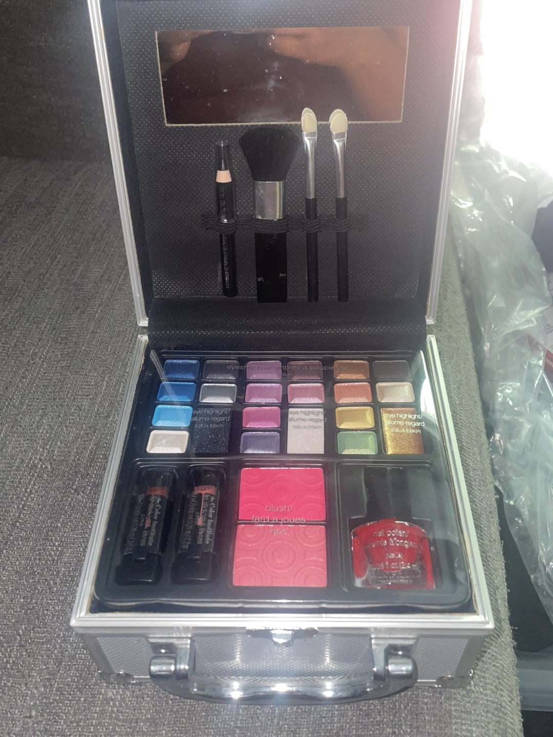 Complete Makeup Kit - photo 2