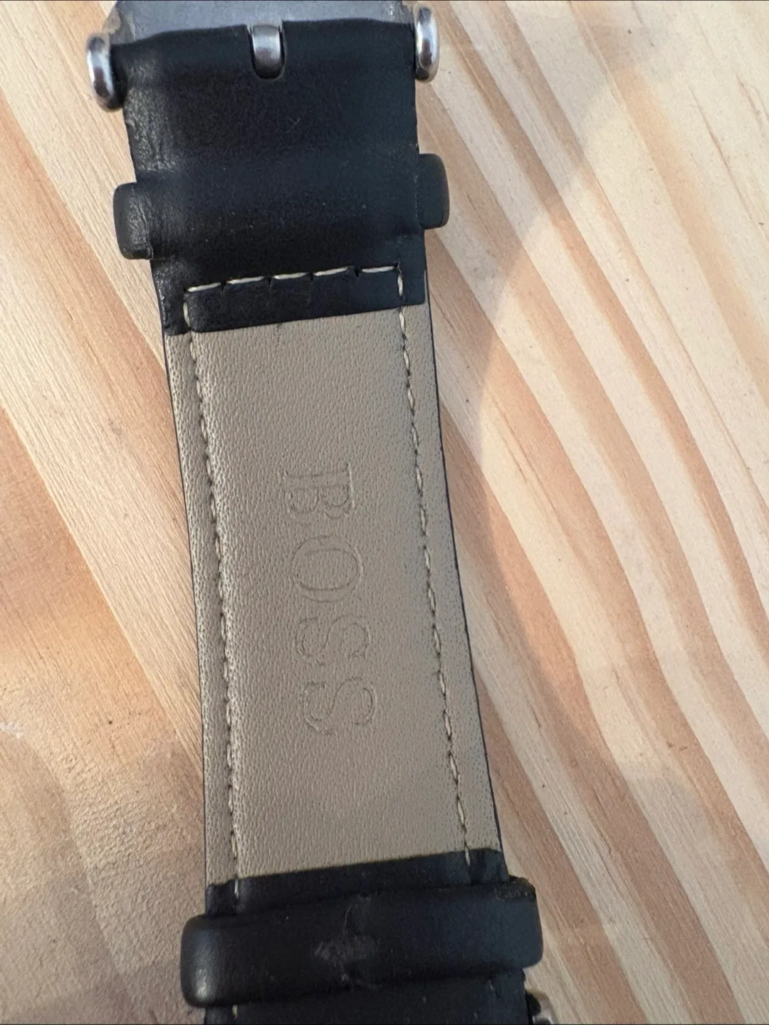 HUGO BOSS Wristwatch image indicator(4)