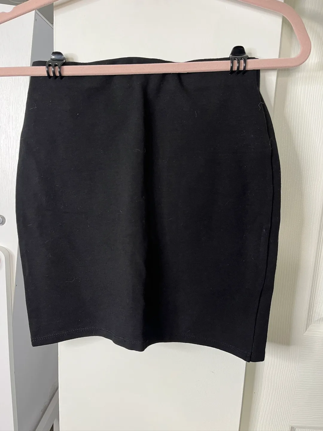 Sunday Best Thick Black Skirt image indicator(4)