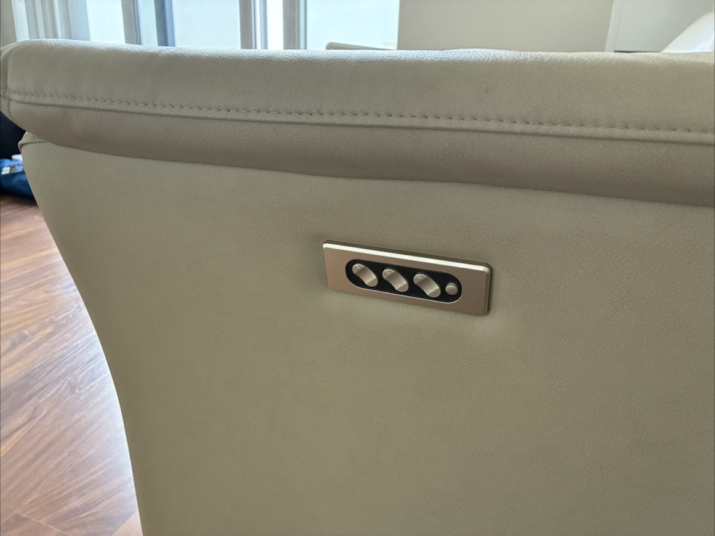 Power Recliner Sofa - $450 OBO - Must go before June 14th! - photo 5