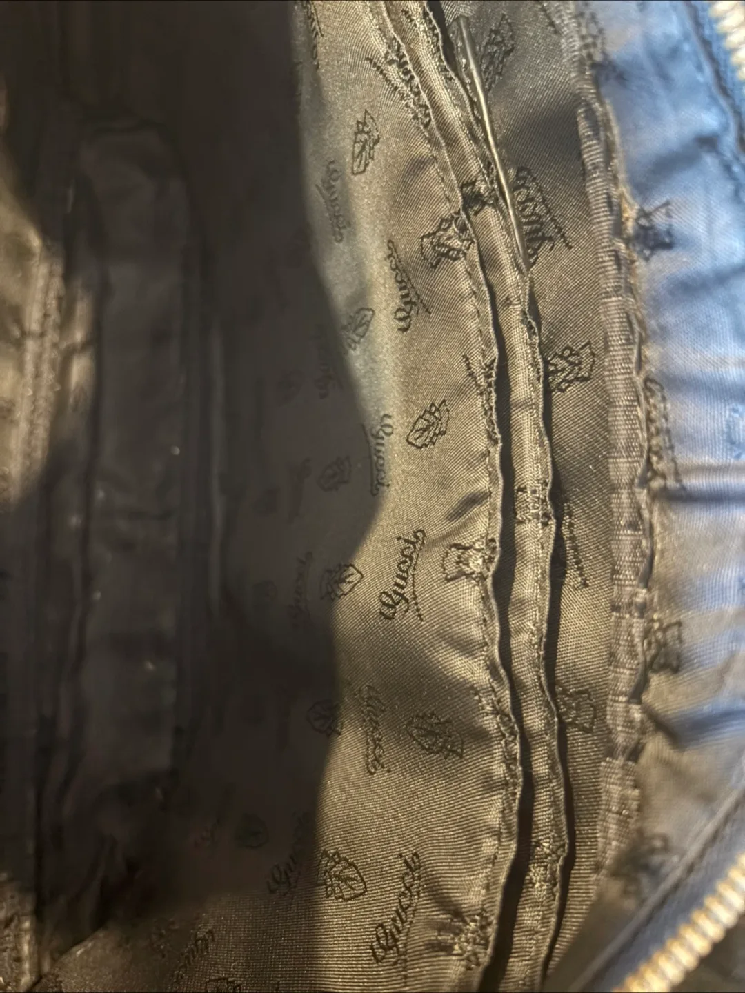 Gucci Black Leather Bag image indicator(6)