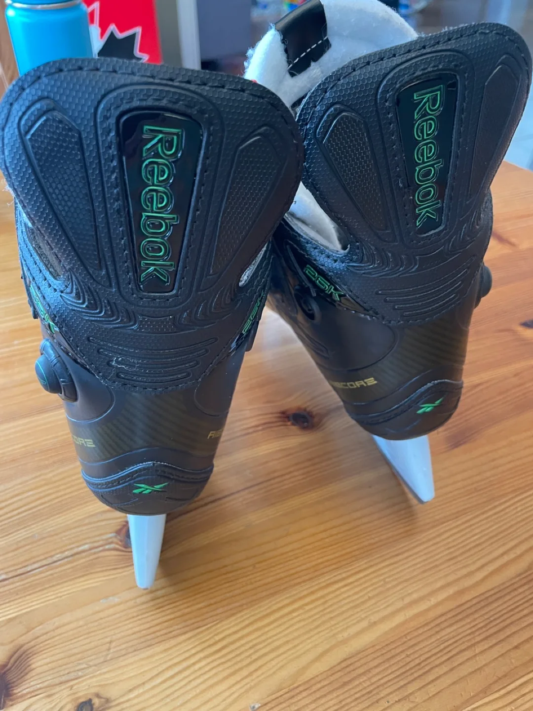 Reebok Ribcor 26K pump hockey skates image indicator(6)