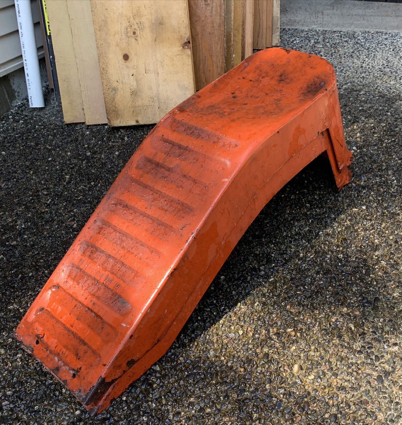 Vehicle ramps (2)