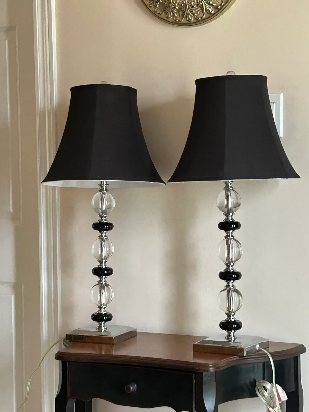Pair of Stylish Table Lamps image indicator(2)