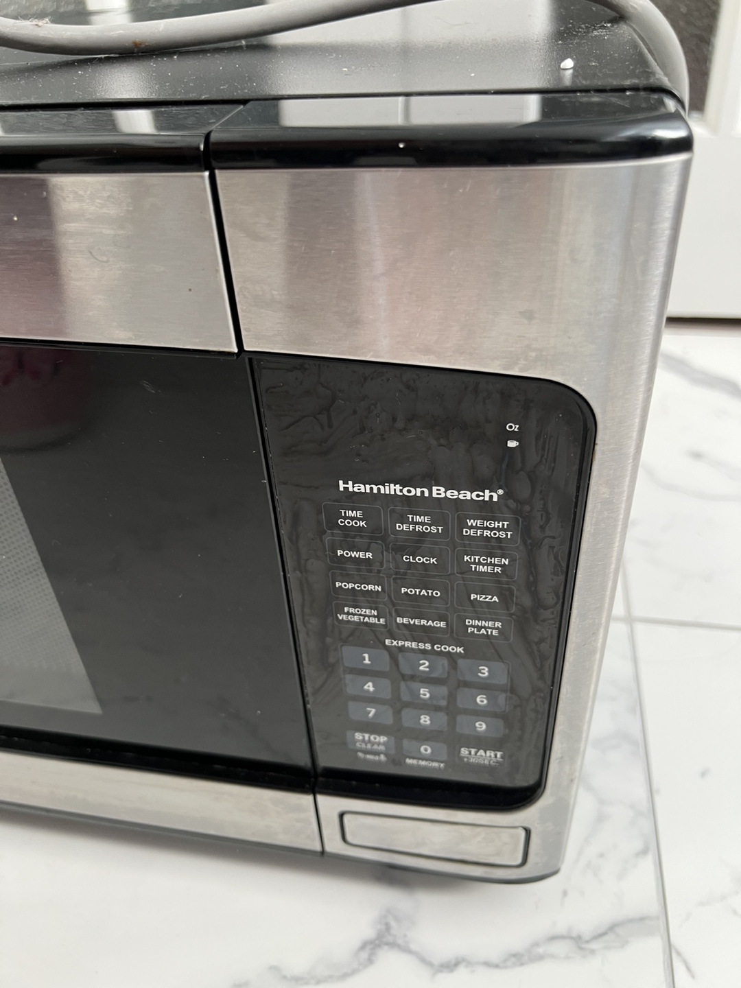 Hamilton Beach Microwave - photo 2