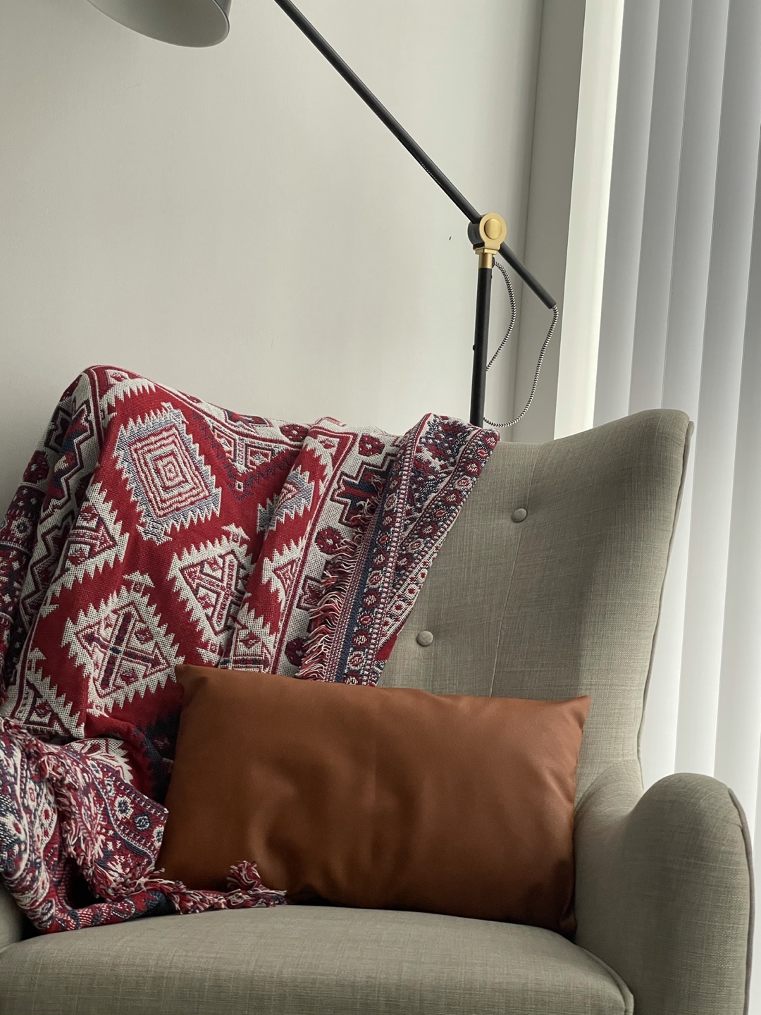 Cozy Accent Chair - photo 4