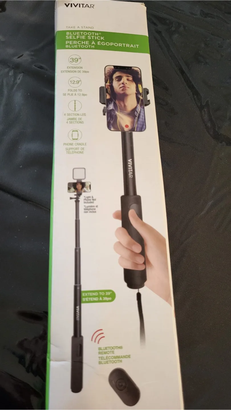 Vivitar Selfie Stick with Bluetooth thumbnail