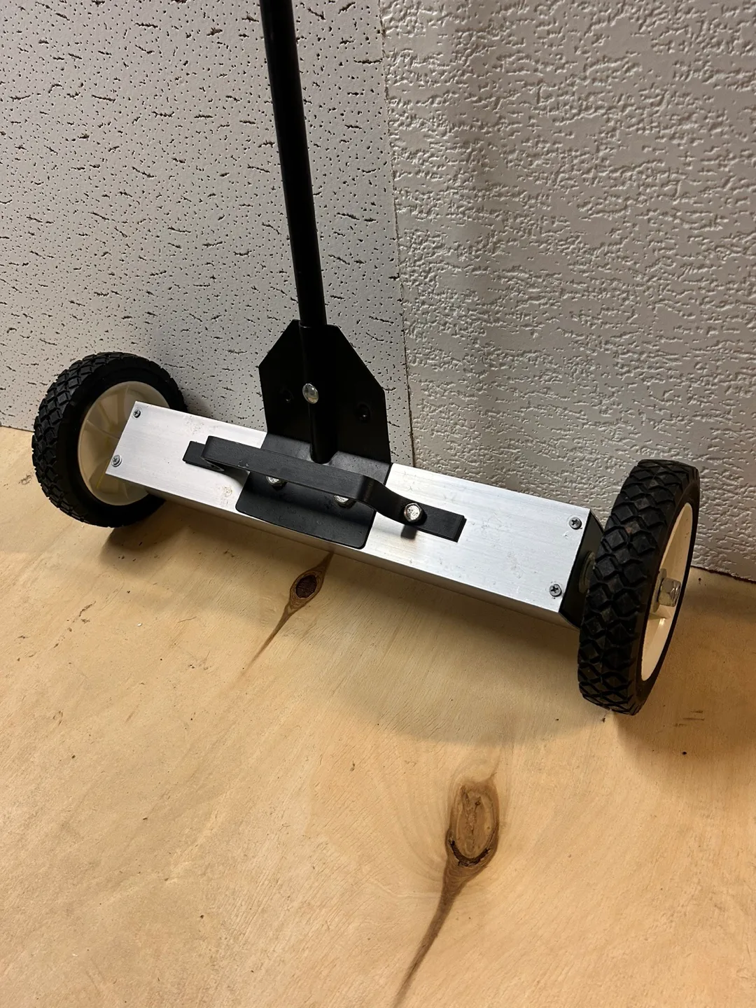 Rolling Magnetic Sweeper image indicator(4)