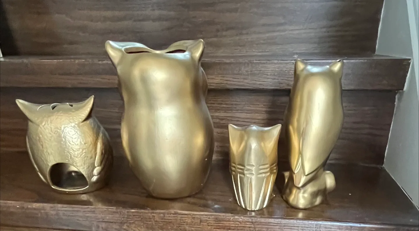 Gold Owl Figurines Set image indicator(2)