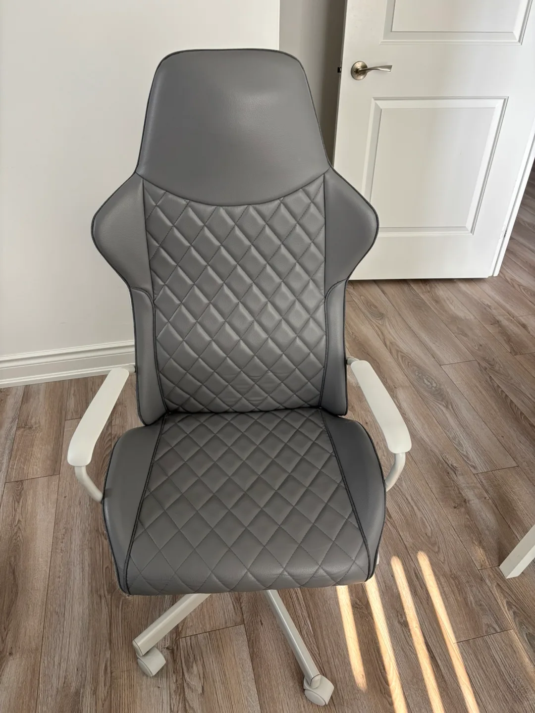 Gray and White Office Chair thumbnail