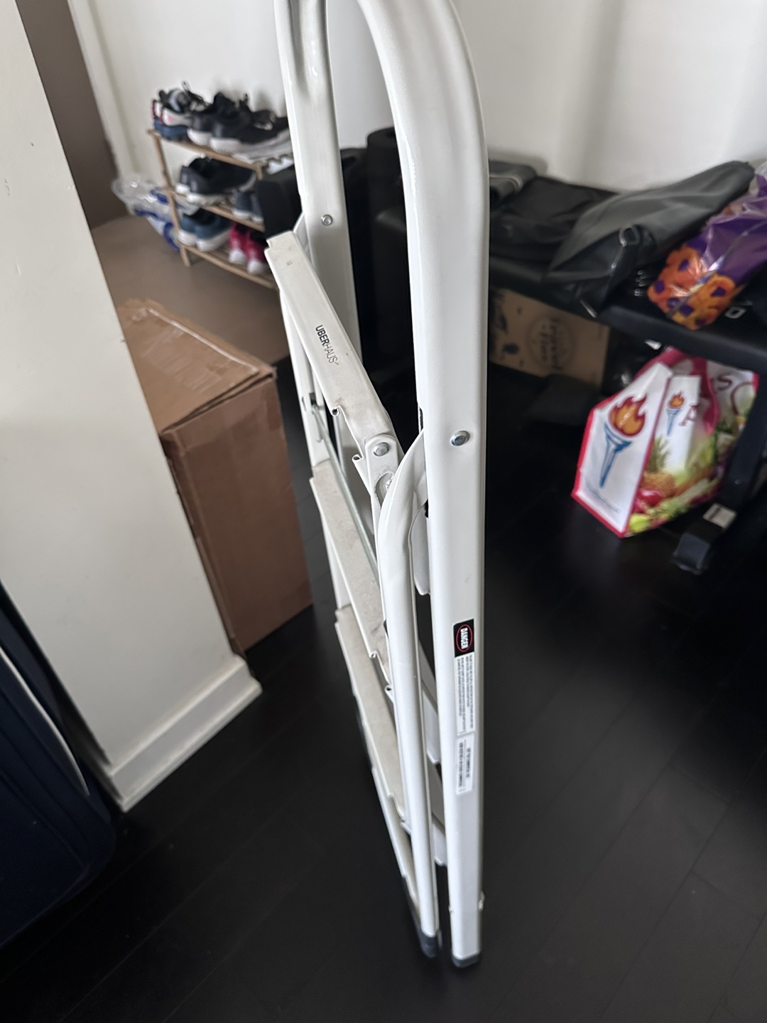 UBERHAUS Steel Step Ladder - photo 3