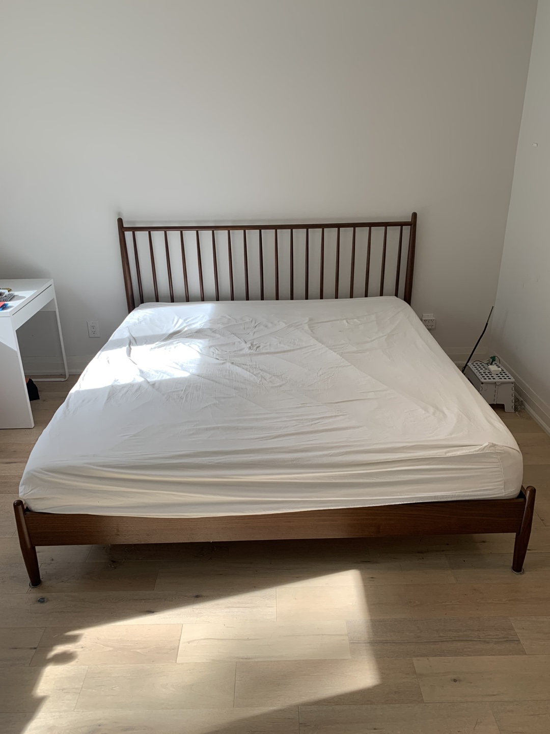 King Size Mattress Clean & Comfortable need to get rid of today