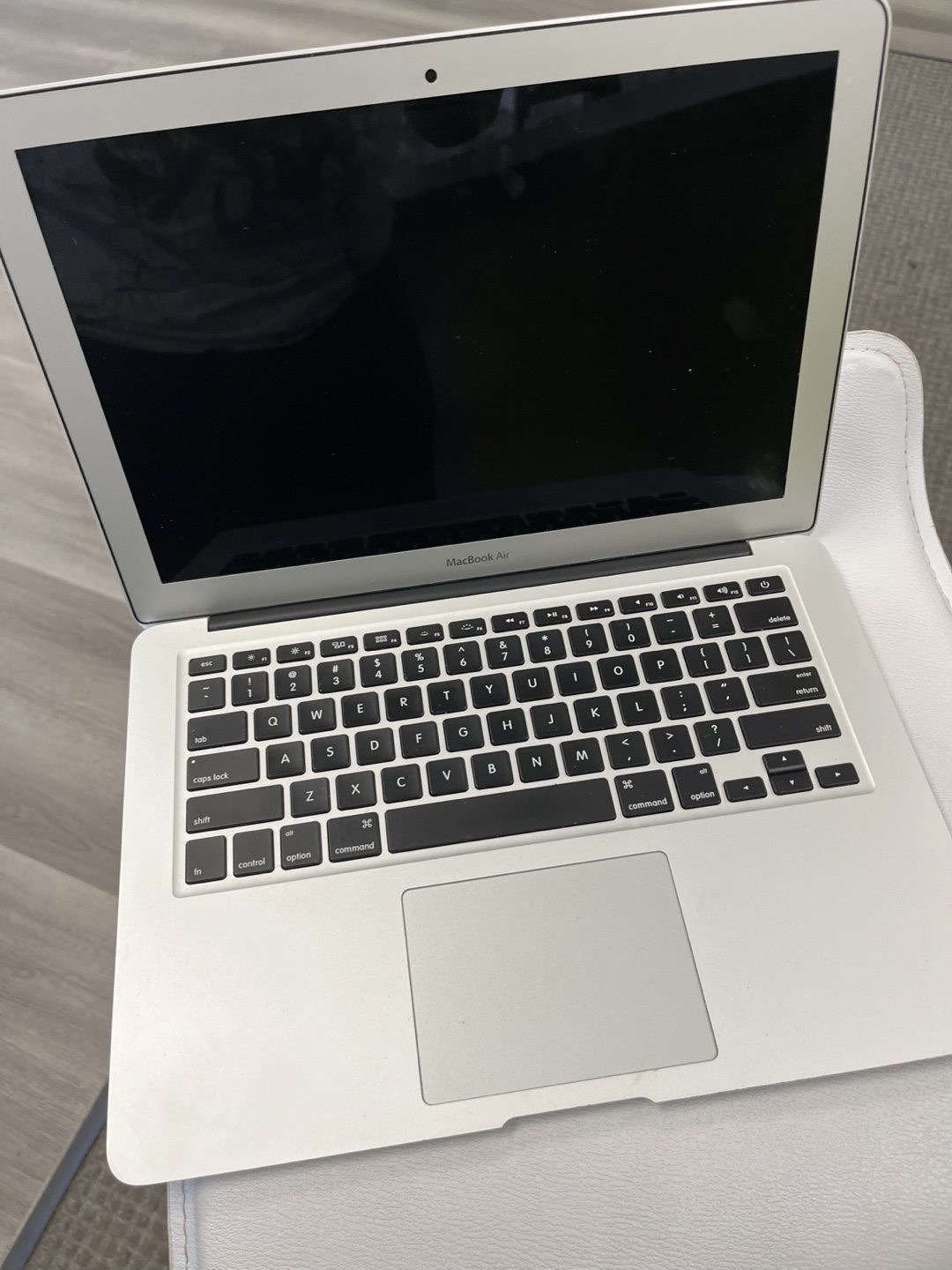 2017 MacBook Air Laptop - photo 5