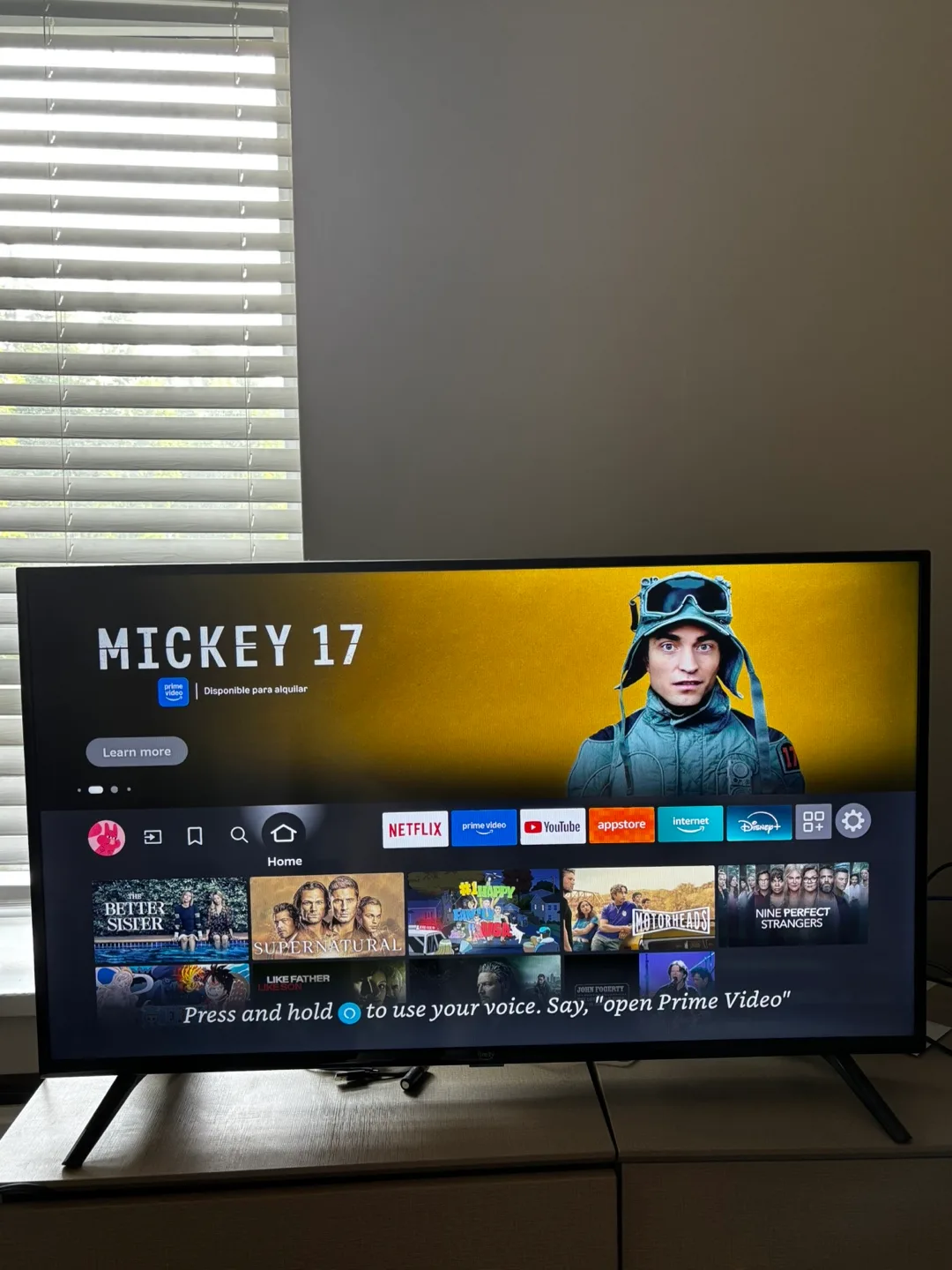 Fire TV 40 inch TV thumbnail