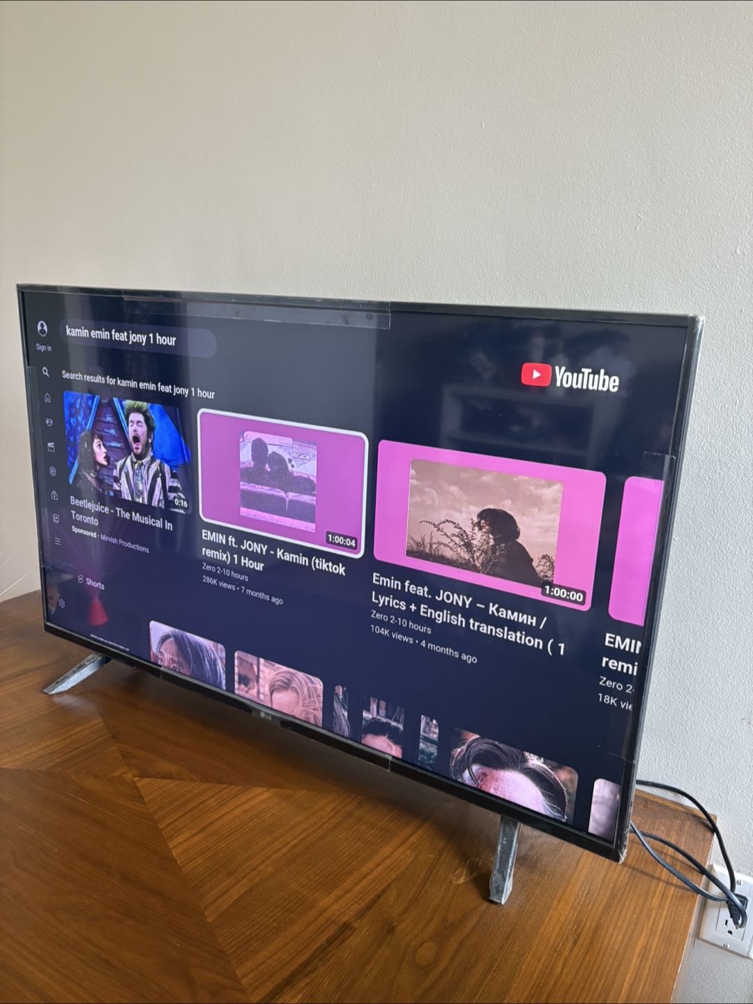 LG Smart TV - photo 3