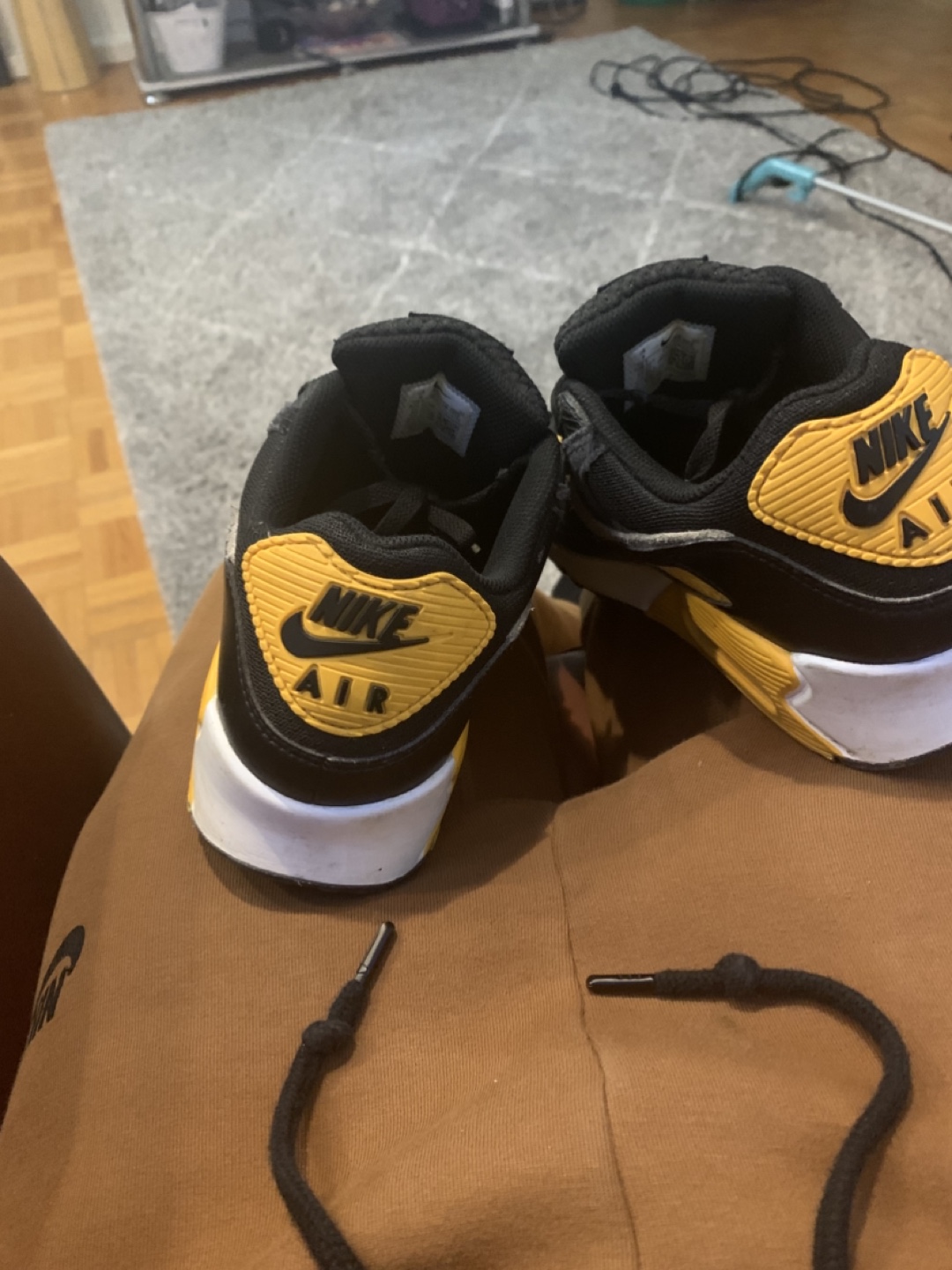 Nike Air Max Black and Yellow Sneakers - photo 2