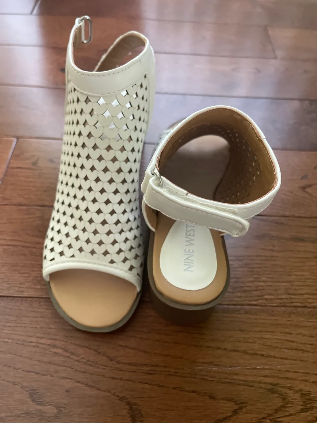 Nine West White Sandals 2 US thumbnail